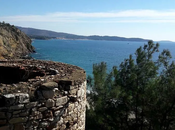 Ekali * Limenaria (Thasos)