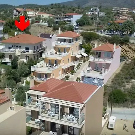 Ekali Apartment *